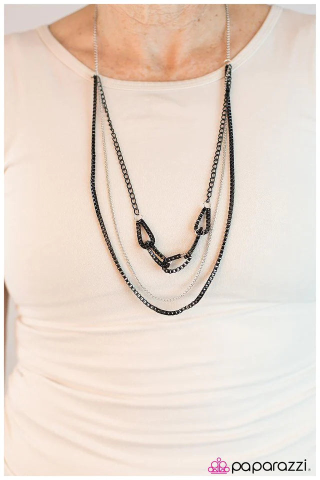 Collar Paparazzi ~ Mi palabra es mi vínculo - Negro