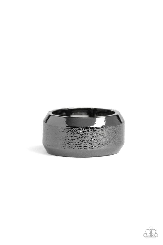 Paparazzi Ring ~ Checkmate - Black
