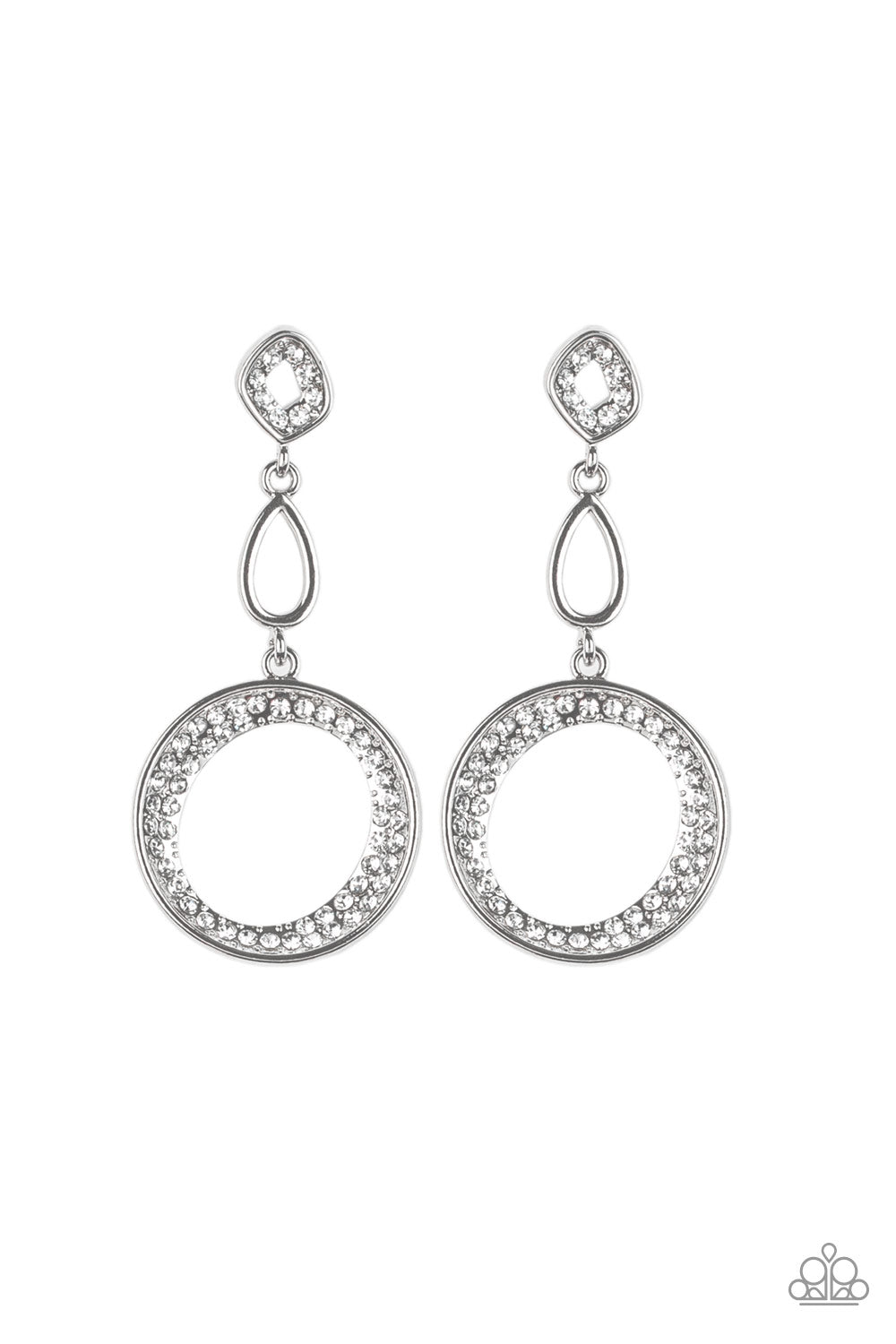 Paparazzi Earring ~ On The Glamour Scene - White