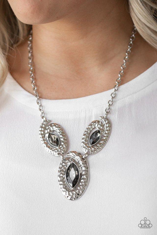 Paparazzi Necklace ~ Metro Mystique - Silver