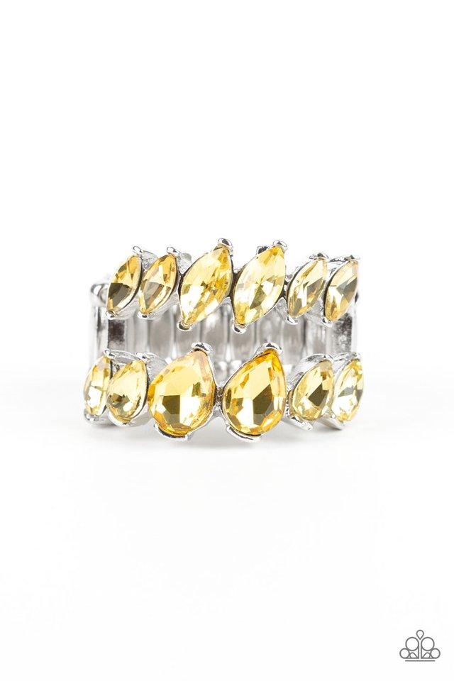 Anillo Paparazzi ~ Timeless Tiers - Amarillo