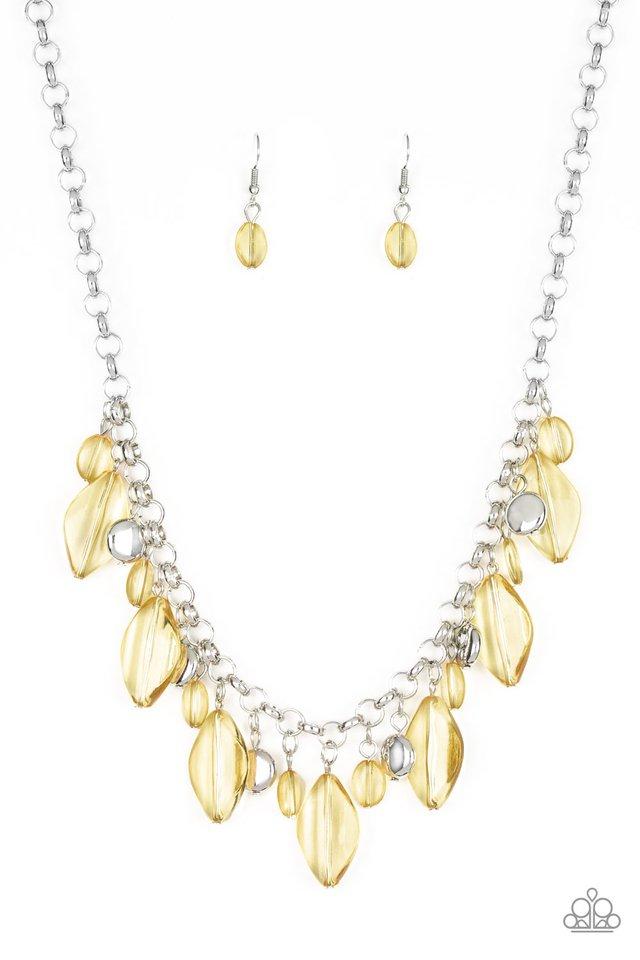 Collar Paparazzi ~ Hielo Malibu - Amarillo