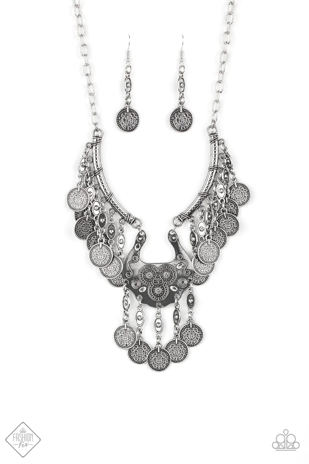 Paparazzi Necklace ~ Treasure Temptress Silver Paparazzi Jewelry