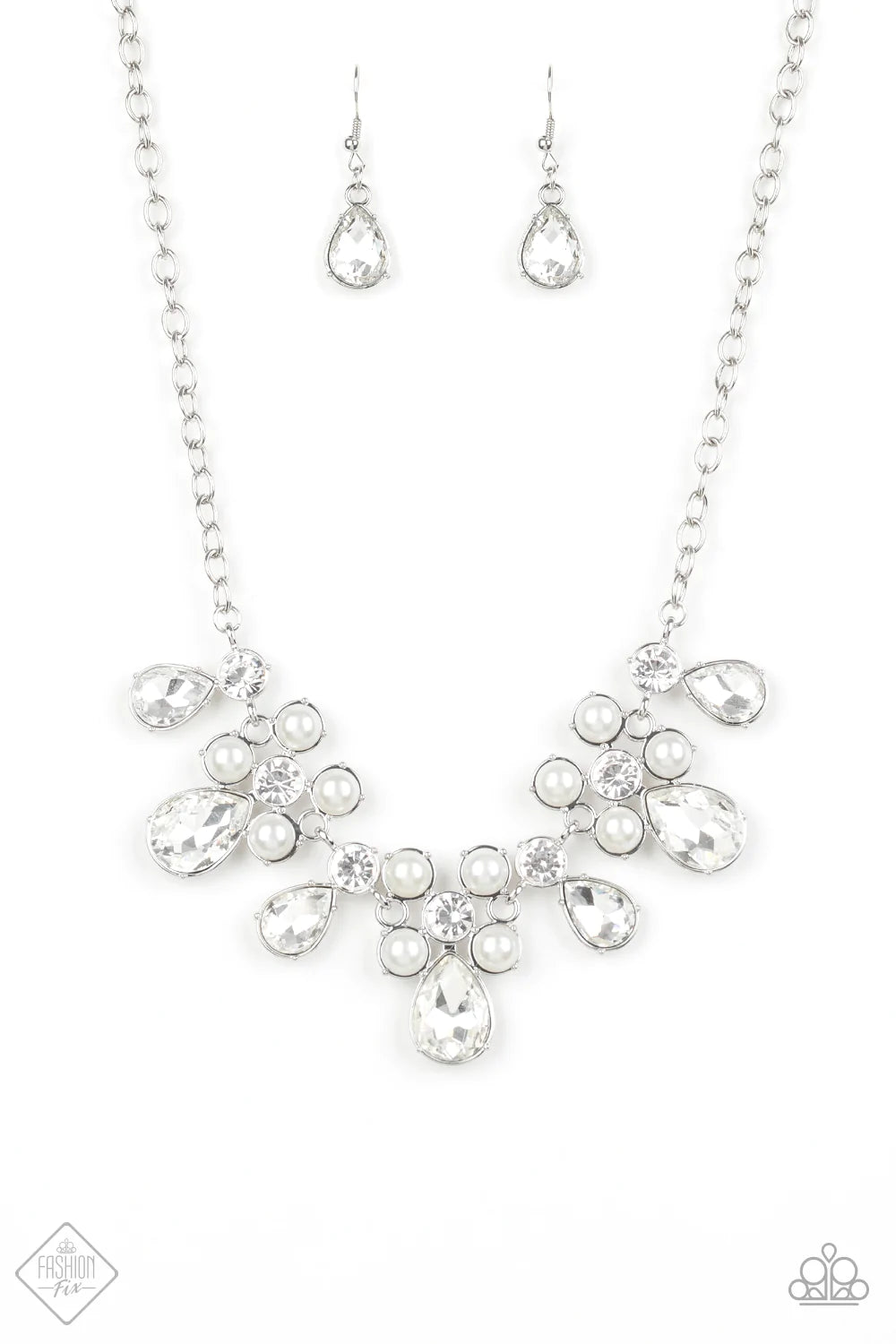 Paparazzi Necklace ~ Demurely Debutante - White