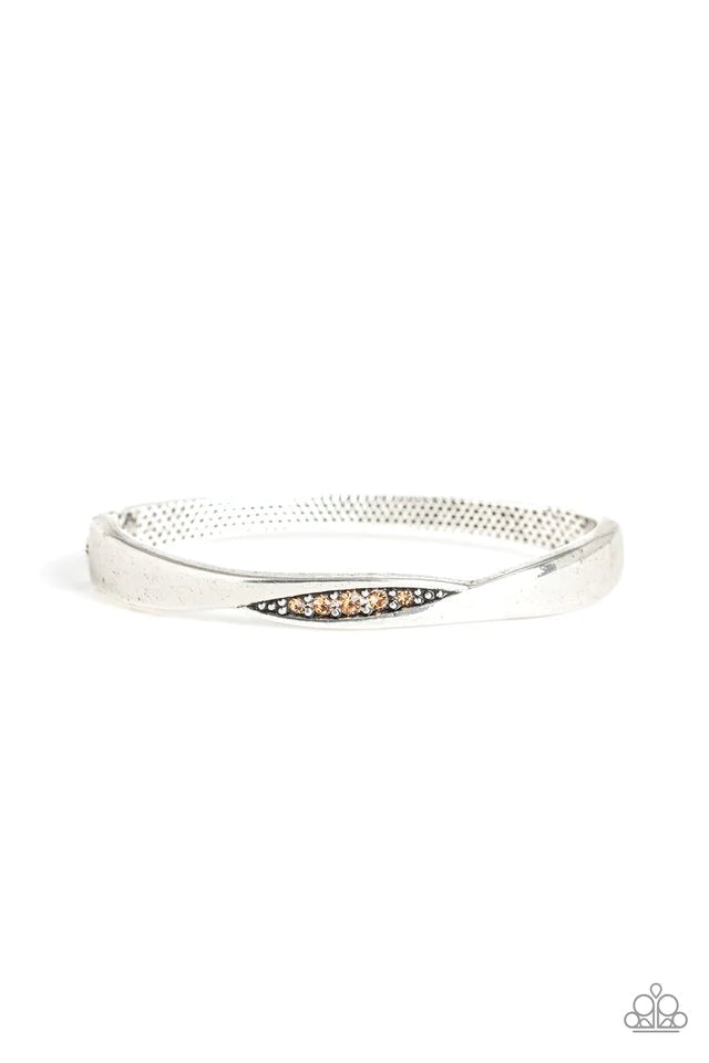 Pulsera Paparazzi ~ Granos brillantes - Marrón