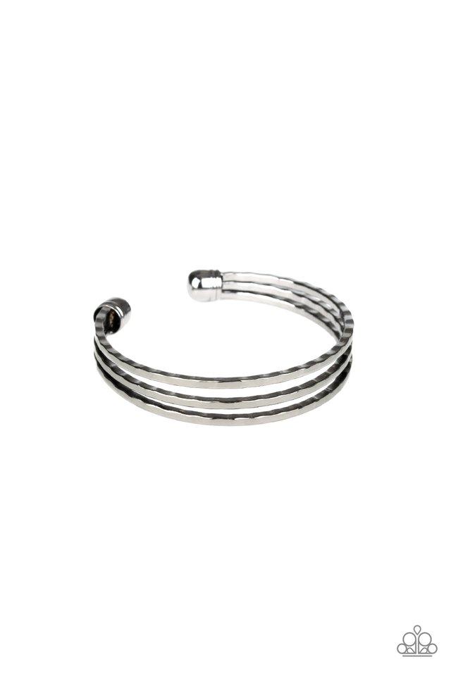 Paparazzi Bracelet ~ A Mean Gleam - Black