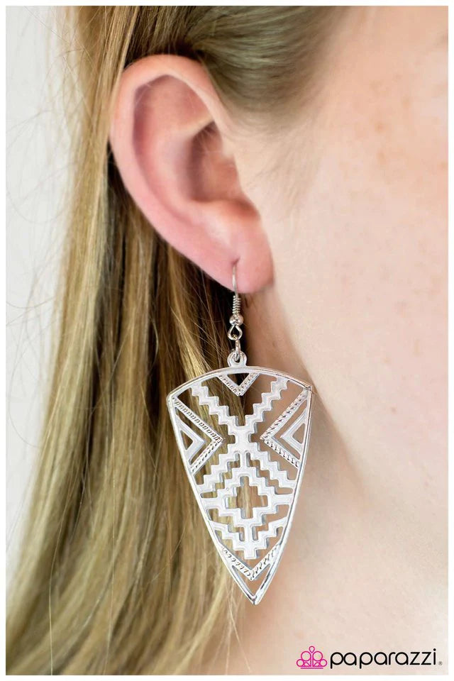 Paparazzi Earring ~ Perfectly Prehistoric - White