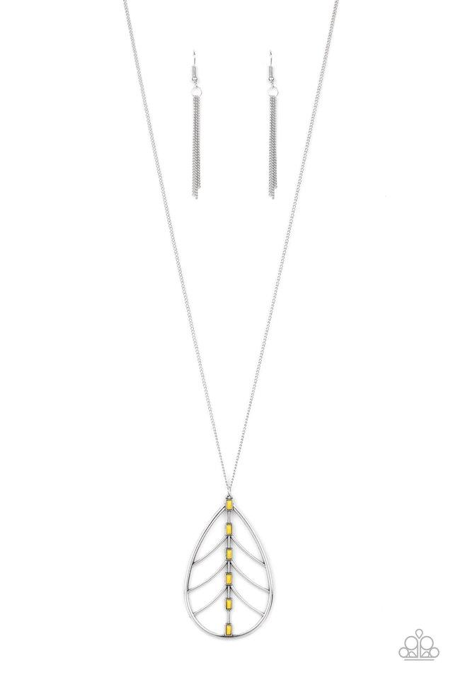 Collar Paparazzi ~ Forest Flair - Amarillo