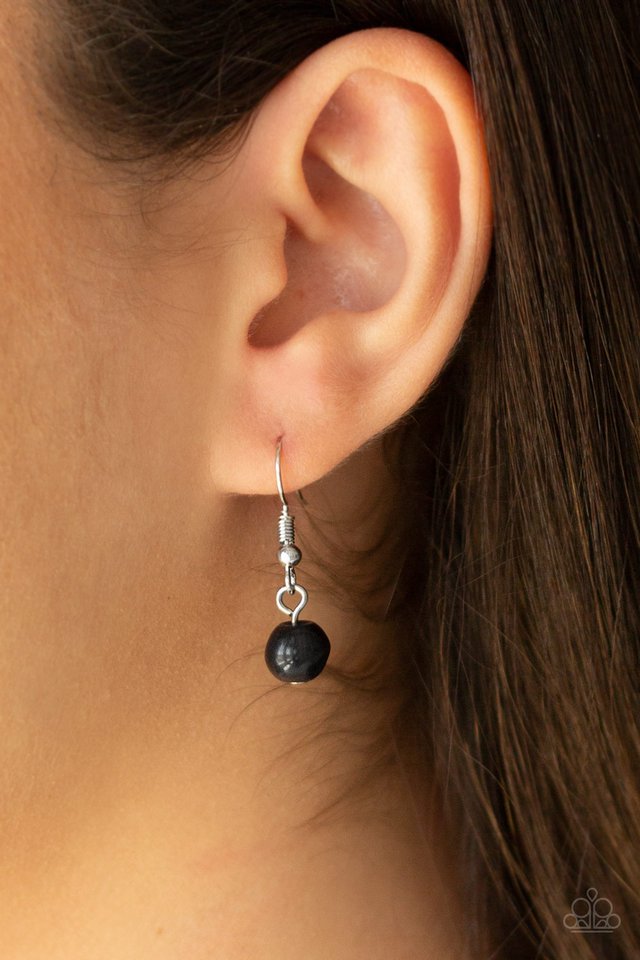 Sandstone Oasis - Black - Paparazzi Necklace Image