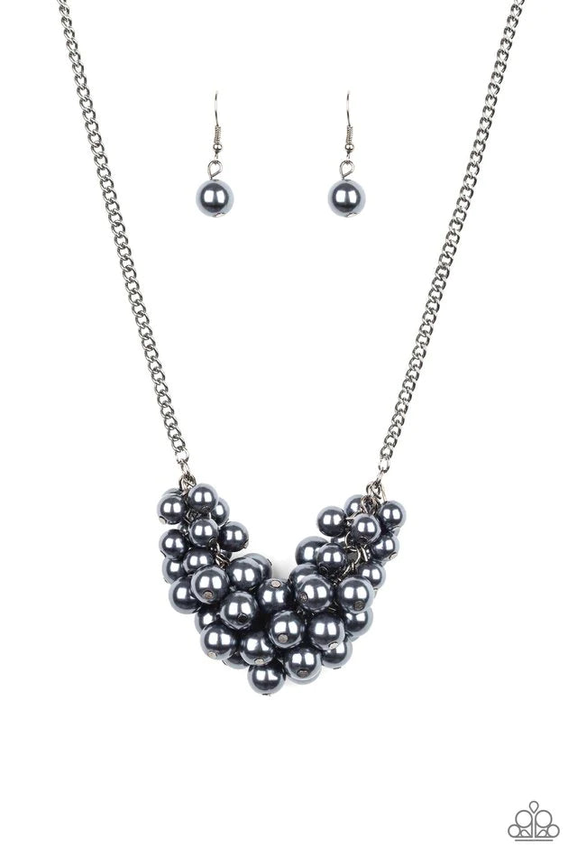 Paparazzi Necklace ~ Grandiose Glimmer - Black