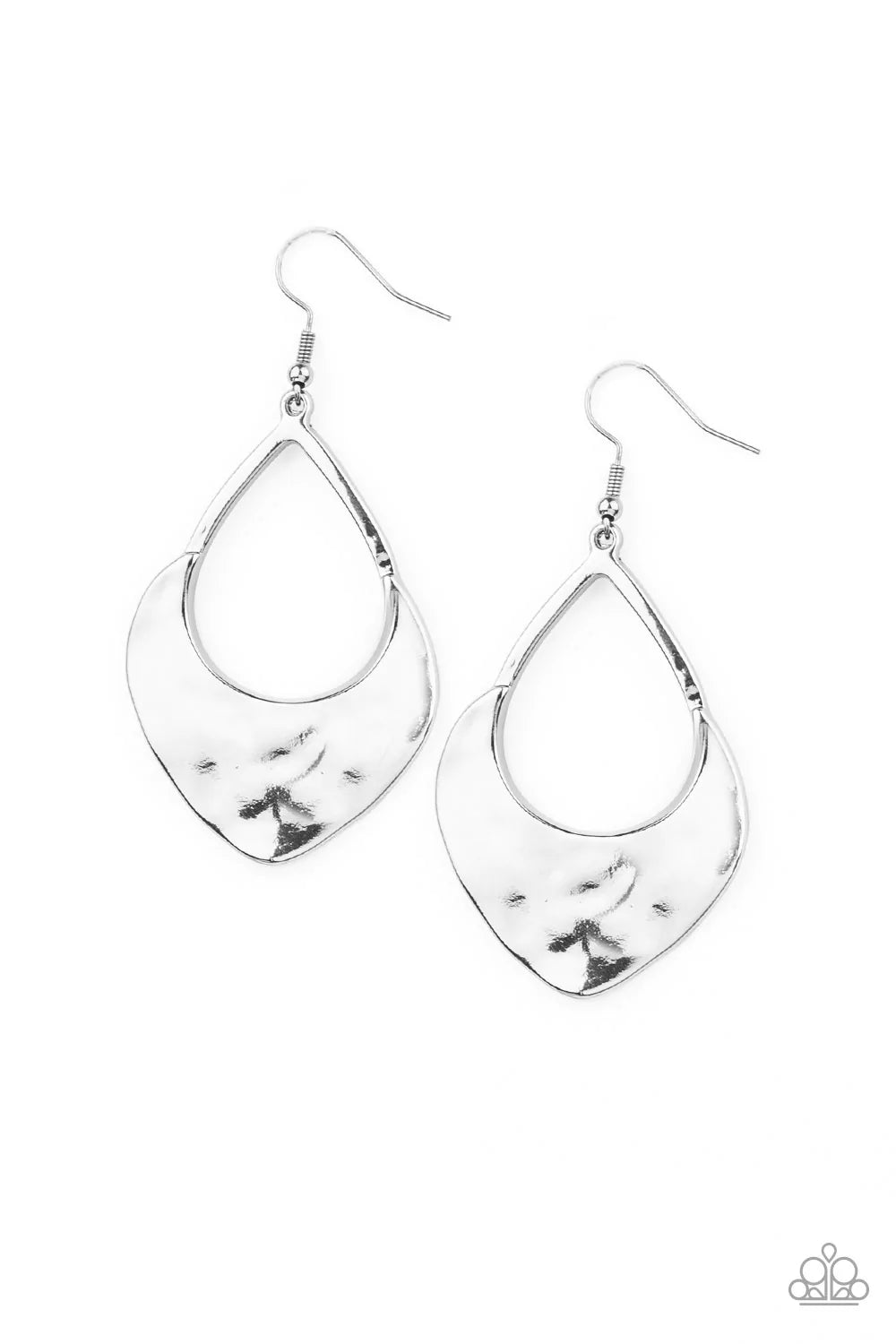 Paparazzi Earring ~ Dig Your Heels In - Silver