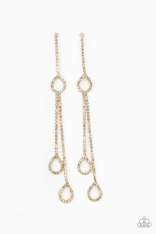 Paparazzi Earring ~ Chance of REIGN - Gold