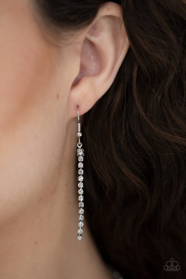 Knockout Knot - White - Paparazzi Necklace Image