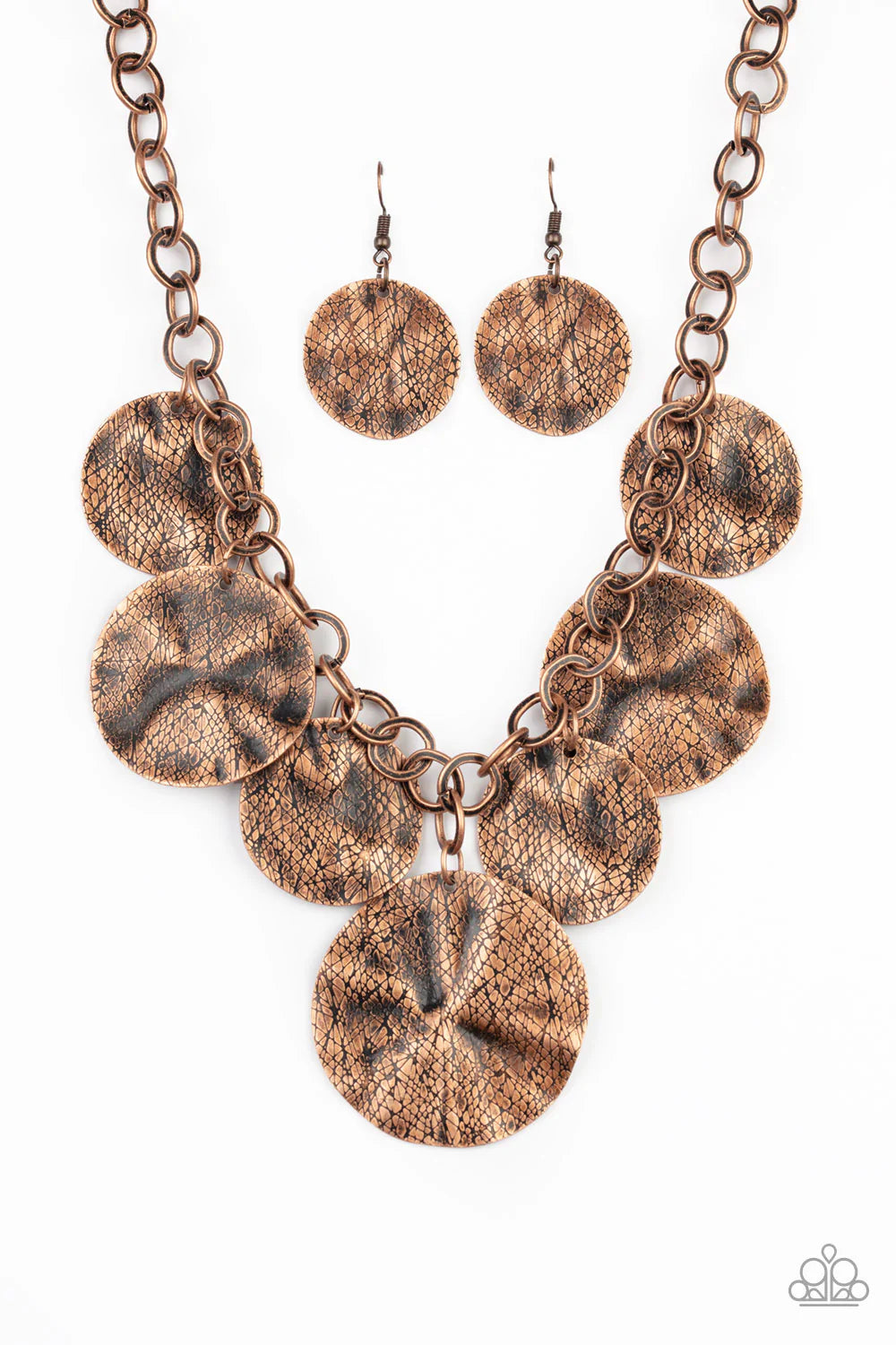 Collar Paparazzi ~ Apenas arañado la superficie - Cobre
