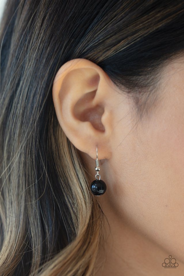 Everyone Scatter! - Black - Paparazzi Necklace Image