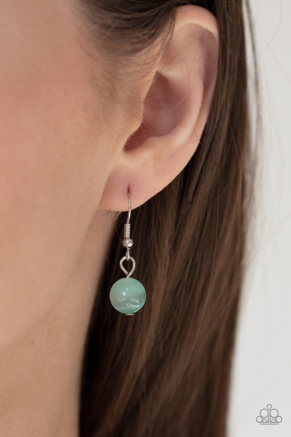 Paparazzi Necklace ~ Effervescent Elegance - Green