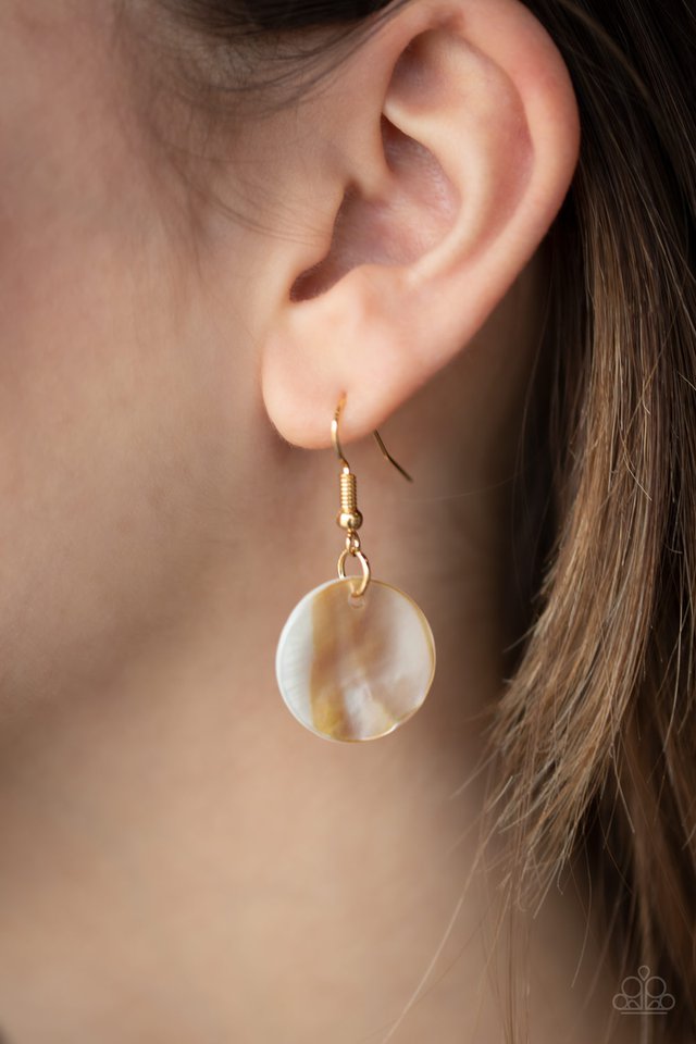 A Top-SHELLer - Gold - Paparazzi Necklace Image