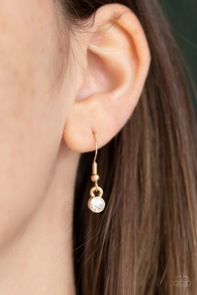 Times Square Stunner - Gold - Paparazzi Necklace Image