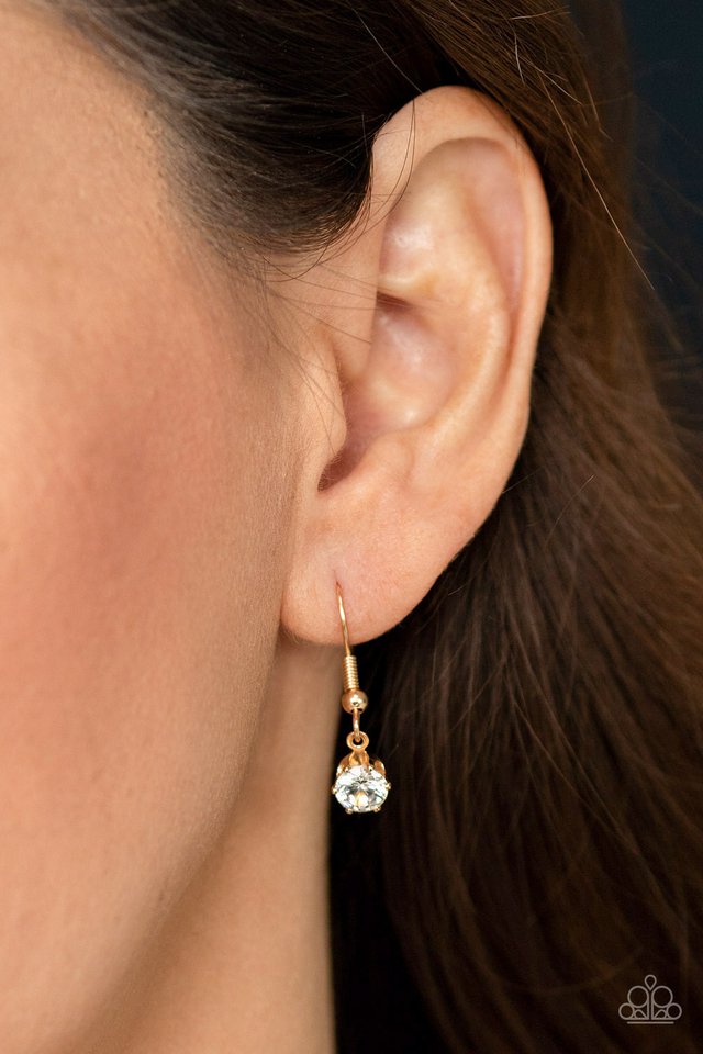 Top Dollar Diva - Gold - Paparazzi Necklace Image