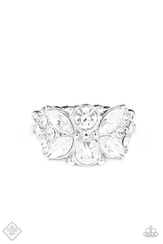 Anillo Paparazzi ~ Estado de ánimo brillante - Blanco - Fashion Fix septiembre de 2020