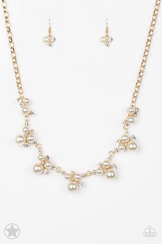 Paparazzi Necklace Blockbuster - Toast To Perfection - Gold