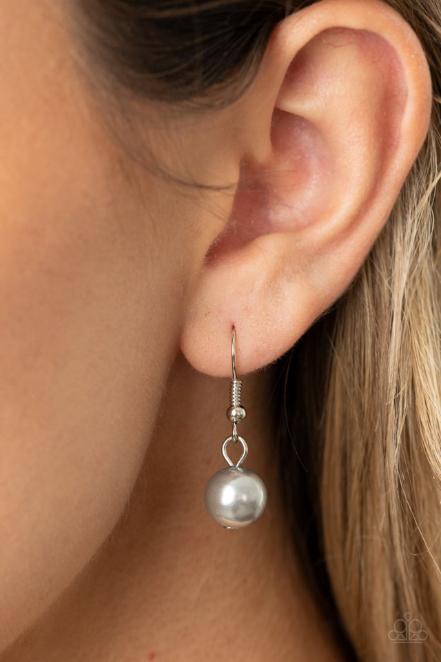 Uptown Upgrade - Multi - Paparazzi Necklace Image