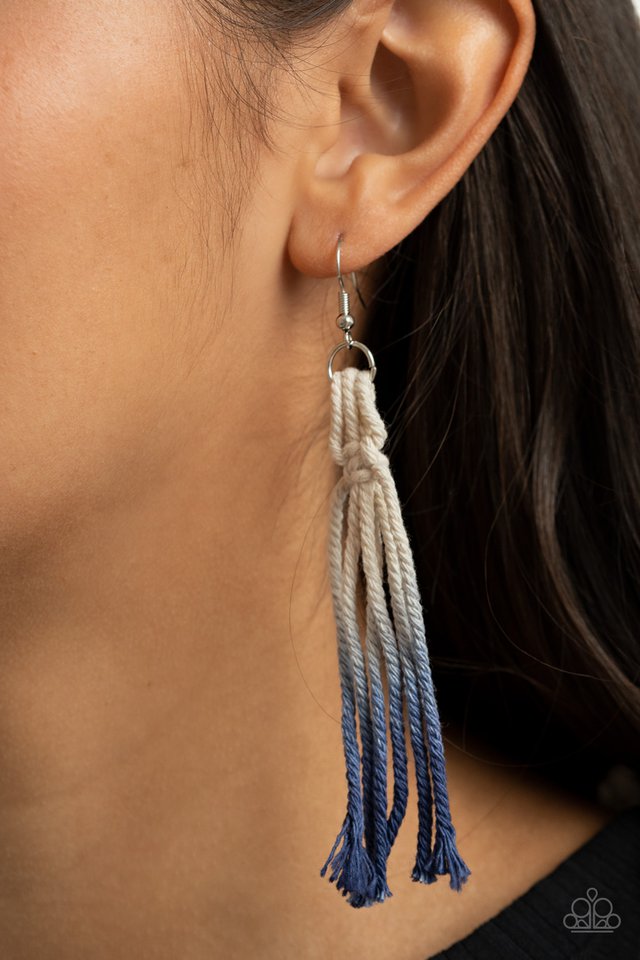 Surfin The Net - Blue - Paparazzi Necklace Image