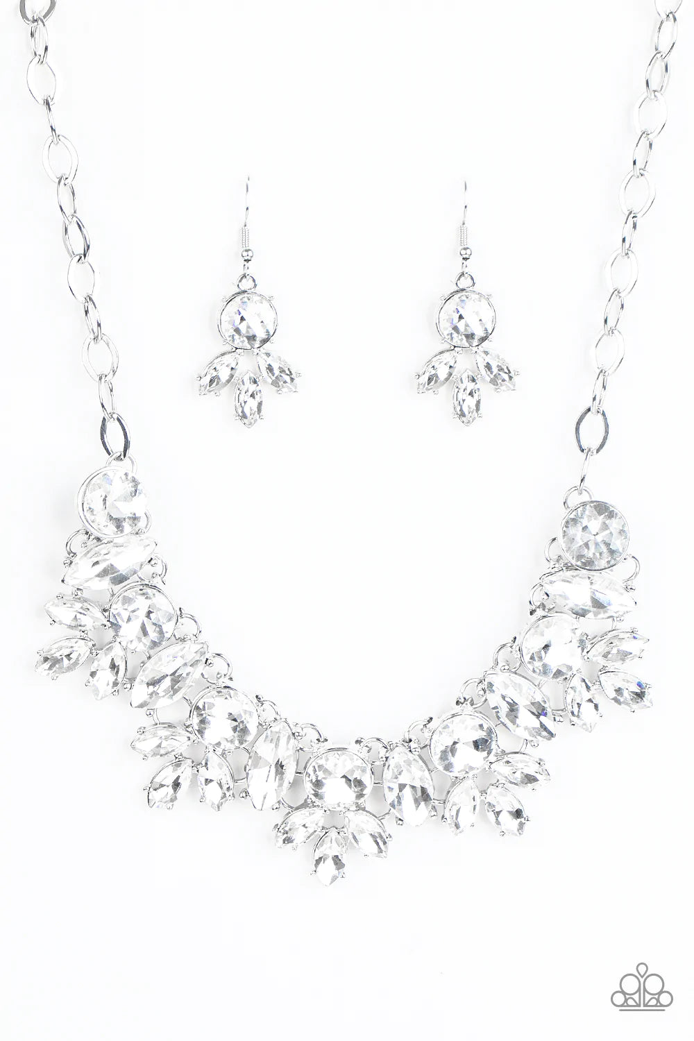 Paparazzi Necklace ~ Combustible Charisma - White