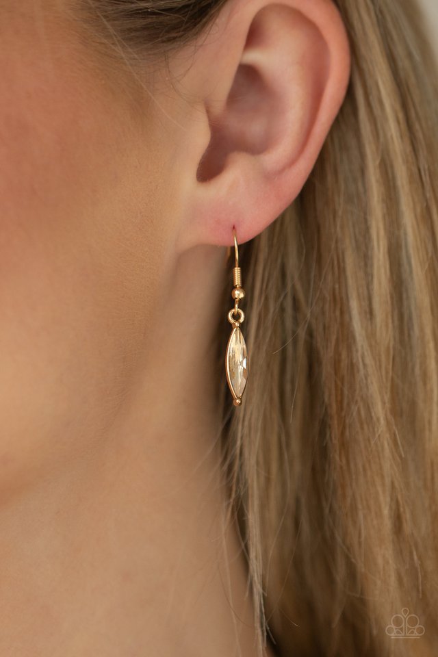 Flight of FANCINESS - Gold - Paparazzi Necklace Image