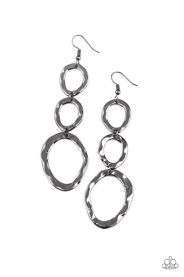 So OVAL It! - Black - Paparazzi Earring Image