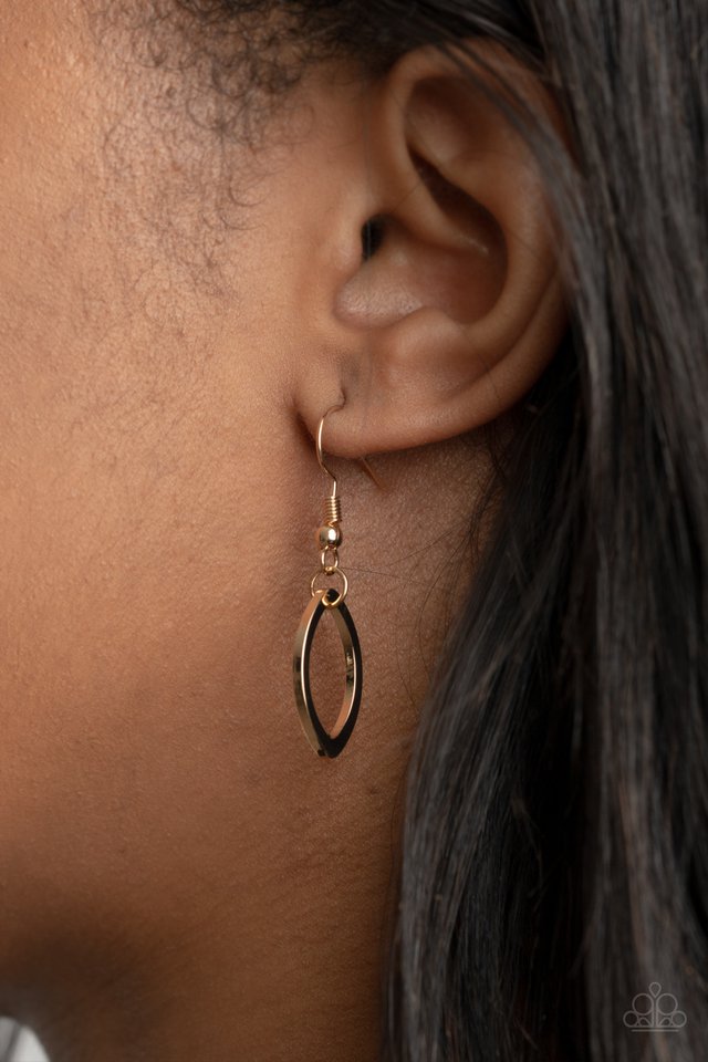 ​Dizzying Definition - Gold - Paparazzi Necklace Image