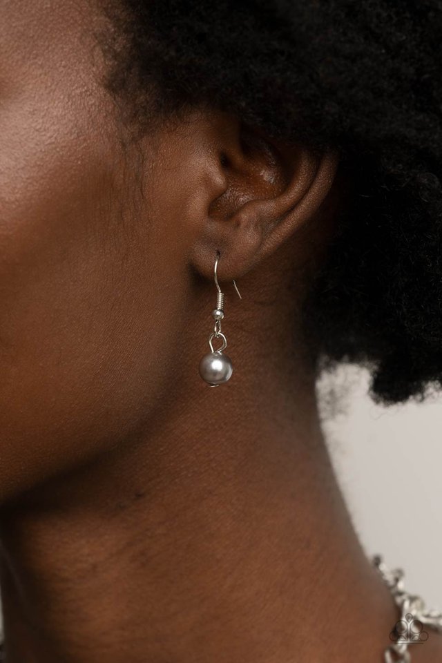 ​Positively PEARL-escent - Silver - Paparazzi Necklace Image