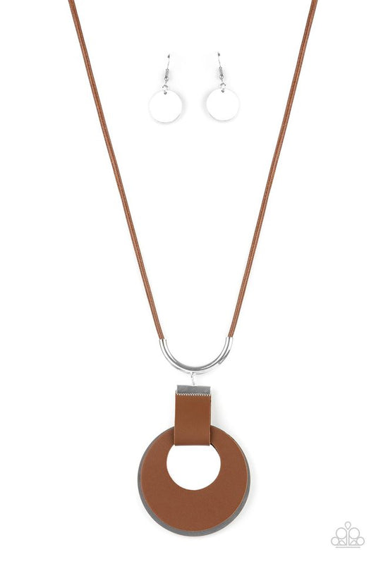 Luxe Crush - Brown - Paparazzi Necklace Image
