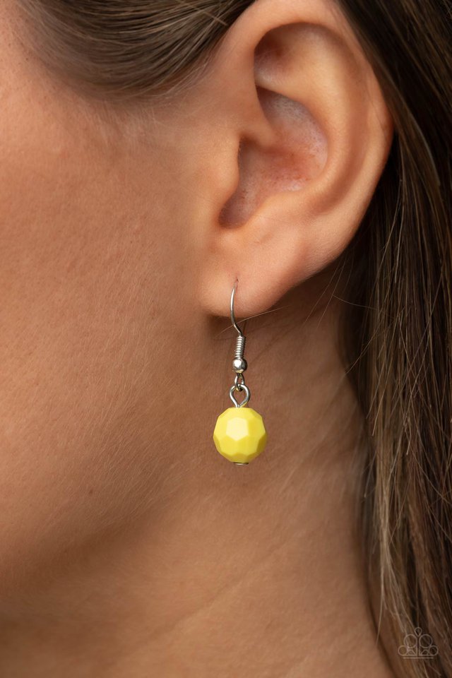 āTic Tac TREND - Yellow - Paparazzi Necklace Image