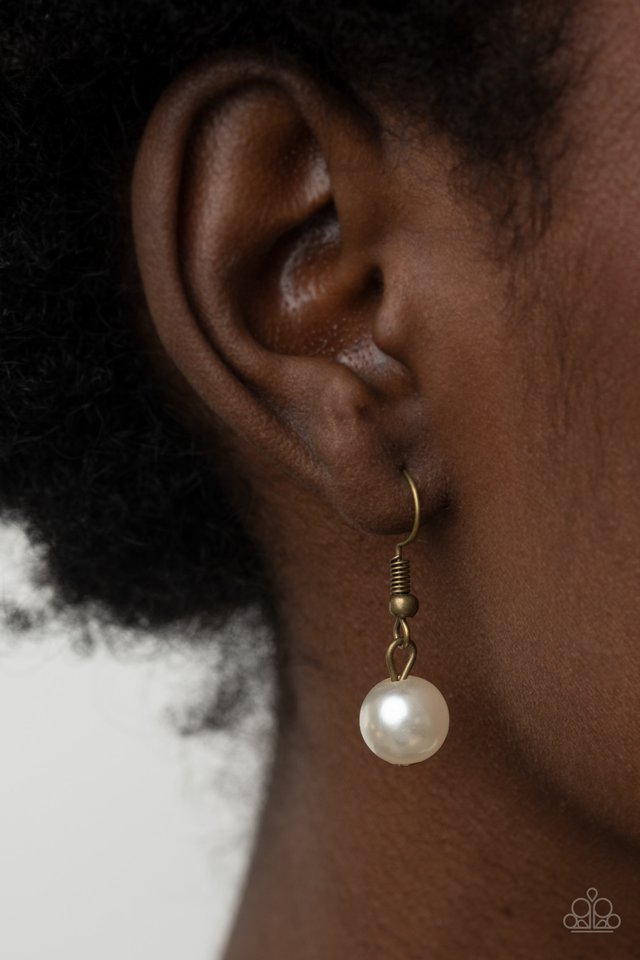 Rustic Refinery - Brass - Paparazzi Necklace Image