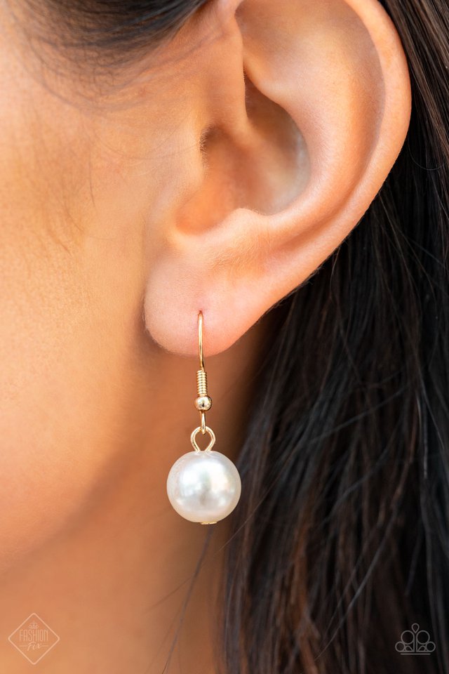 ​Revolving Refinement - Gold - Paparazzi Necklace Image