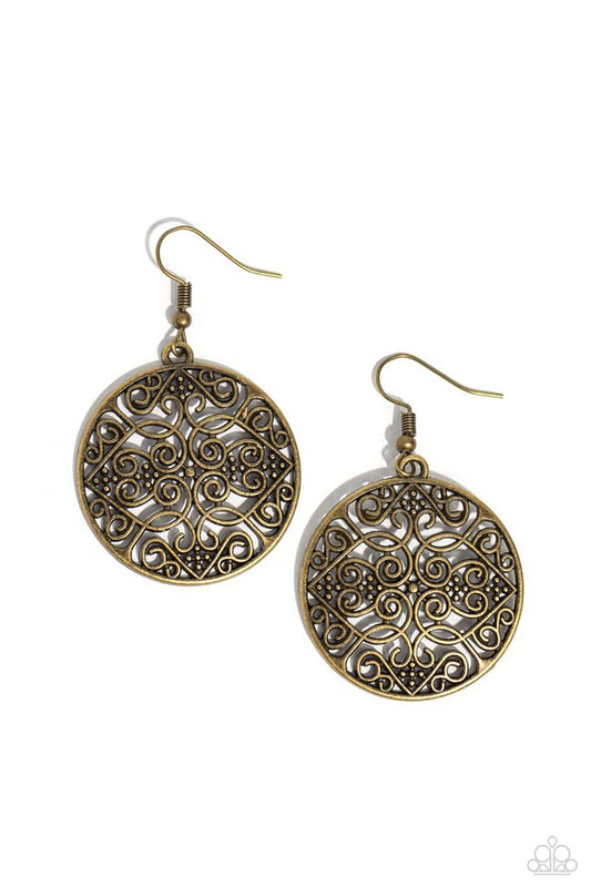Dubai Décor - Brass - Paparazzi Earring Image