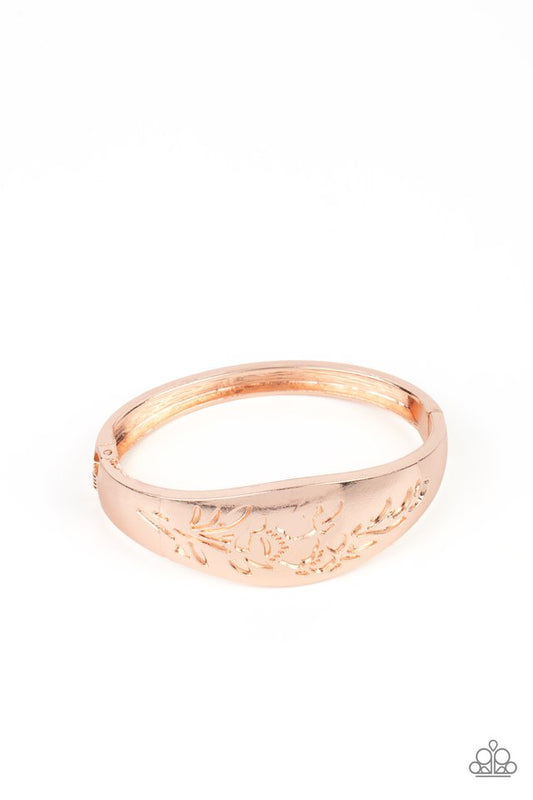 Fond of Florals - Rose Gold - Paparazzi Bracelet Image