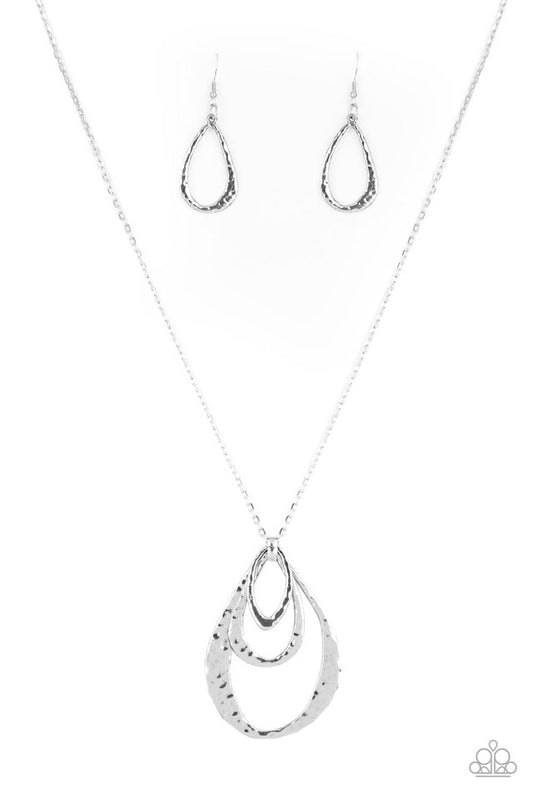 ​Relic Renaissance - Silver - Paparazzi Necklace Image