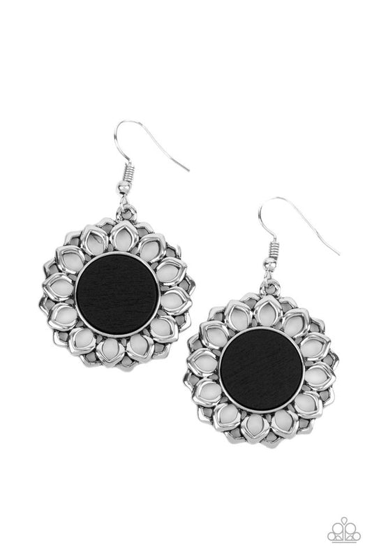 Farmhouse Fashionista - Black - Paparazzi Earring Image