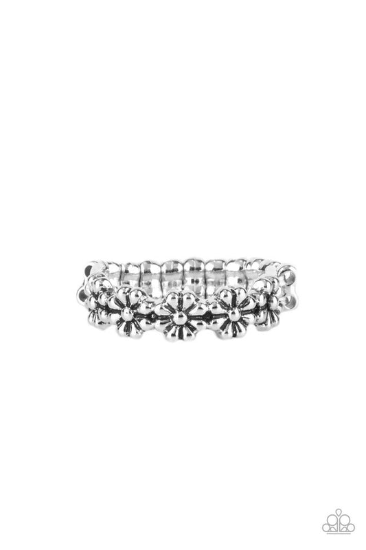 Farmhouse Fashion - Silver - Paparazzi Ring Image