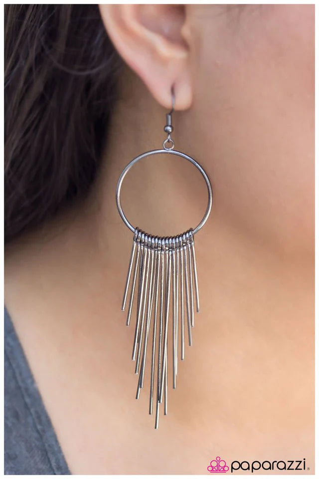 Pendiente Paparazzi ~ Sol egipcio - Negro