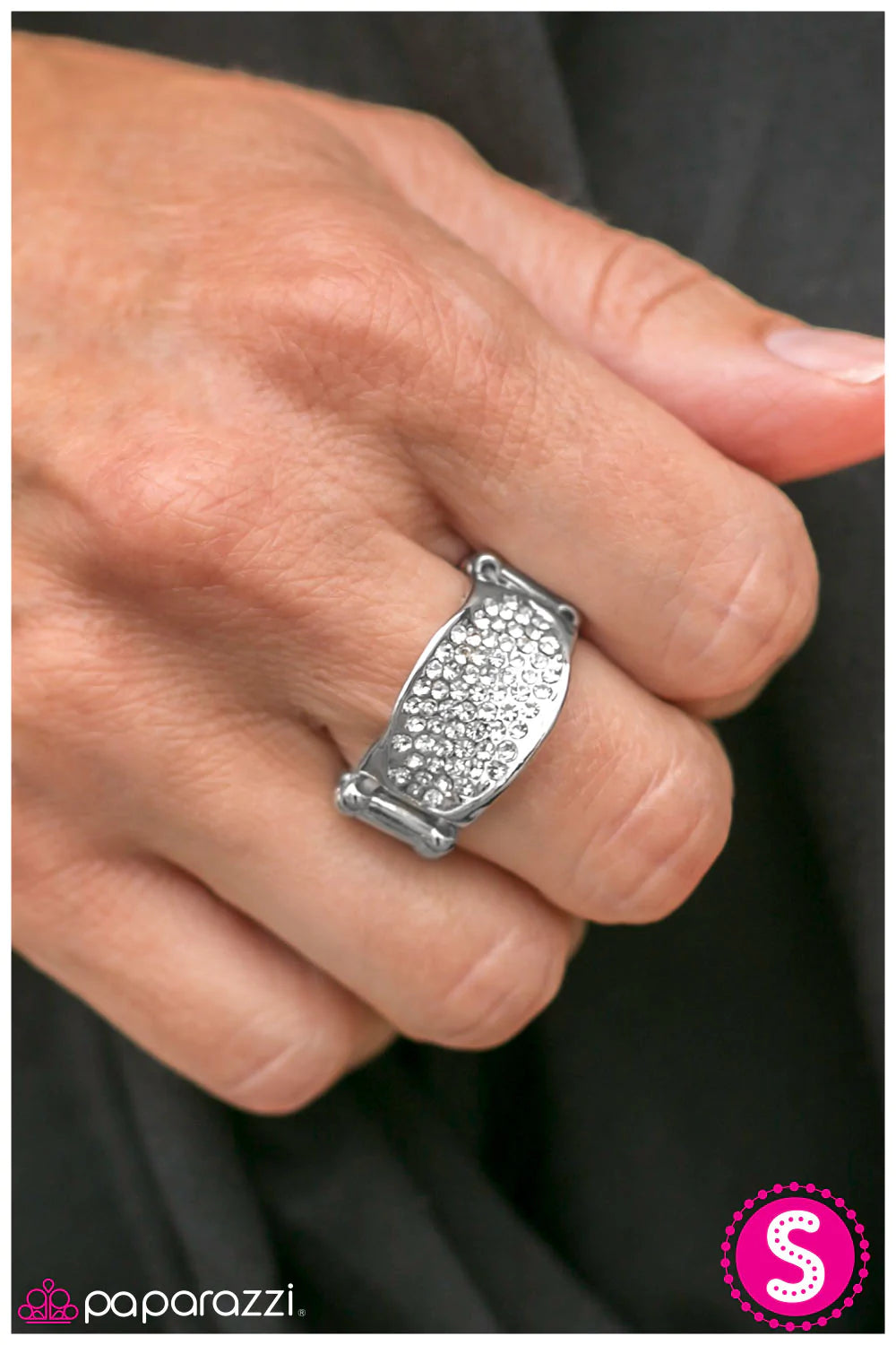 Paparazzi Ring ~ Sparkling Waters - White
