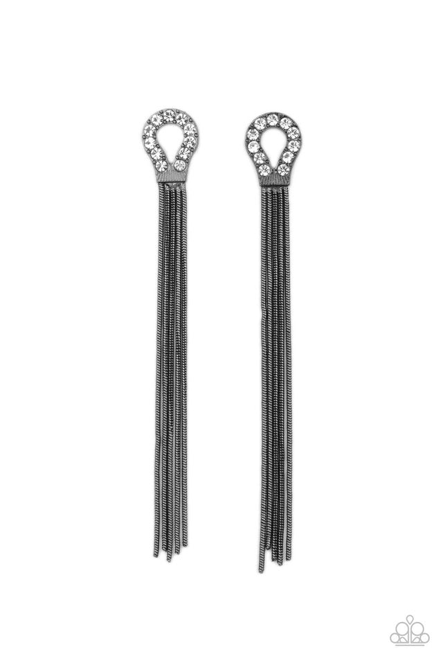 Dallas Debutante - Black - Paparazzi Earring Image