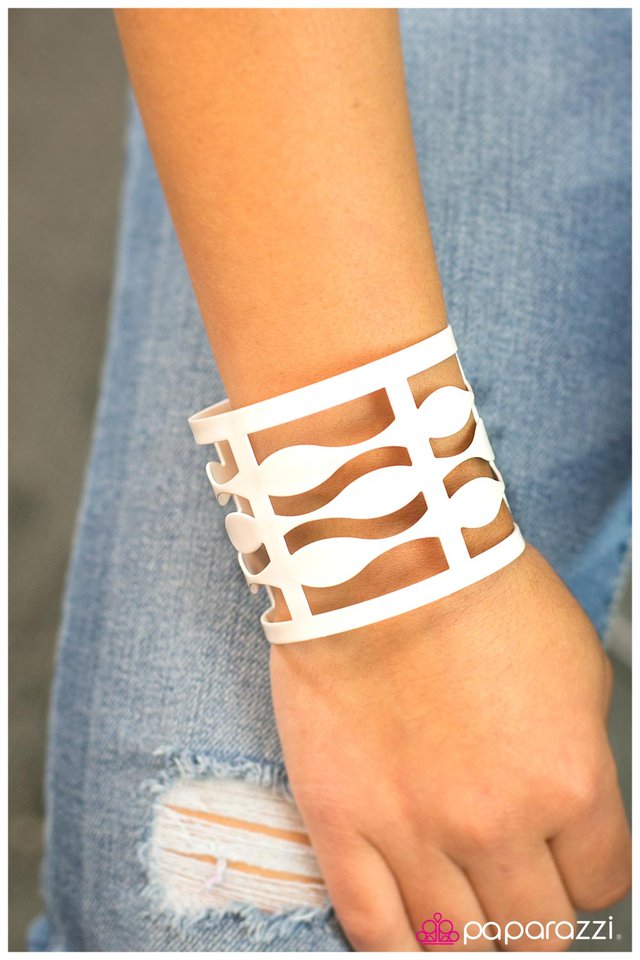 Pulsera Paparazzi ~ En mi radar - Blanca