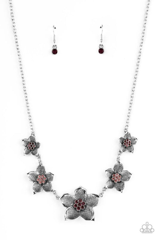 Wallflower Wonderland - Purple - Paparazzi Necklace Image