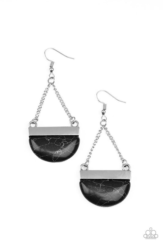 Mesa Mezzanine - Black - Paparazzi Earring Image