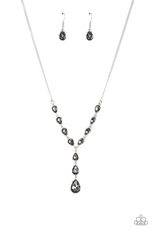 Park Avenue A-Lister - Silver - Paparazzi Necklace Image