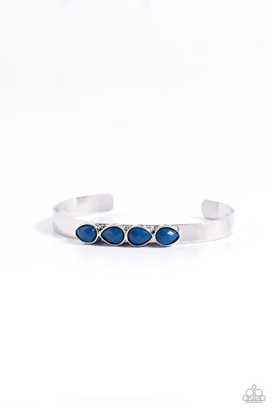 Prismatically Petite - Blue - Paparazzi Bracelet Image