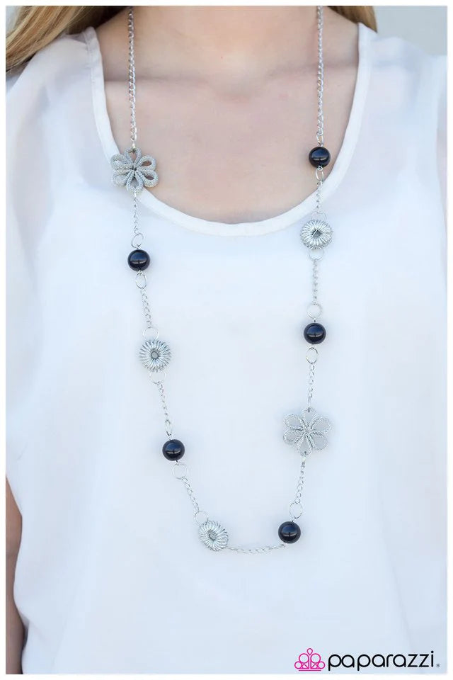 Collar Paparazzi ~ Namaste - Negro